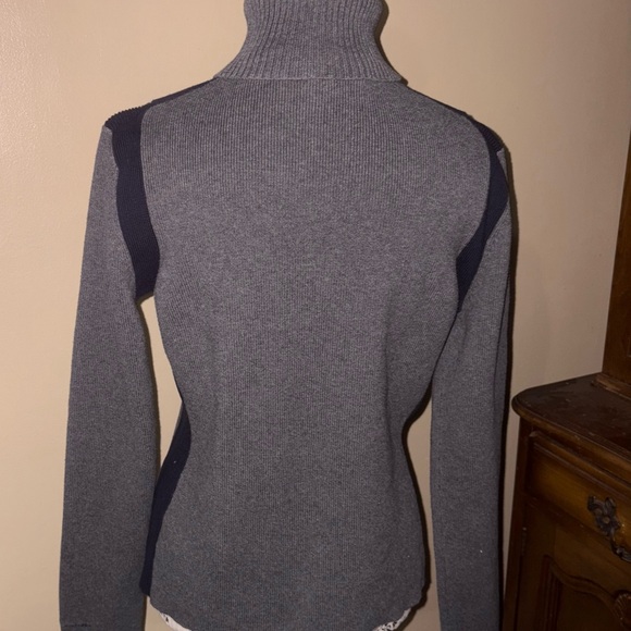 Gray Tommy Hilfiger Women's Sweater - Picture 3 of 7